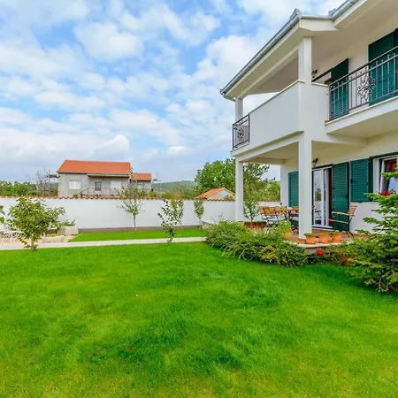 Villa Daisy *